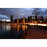 Nueva York cerca del río de noche