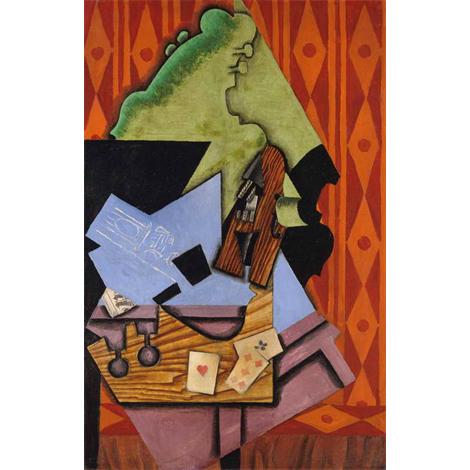 Violín y cartas en una tabla