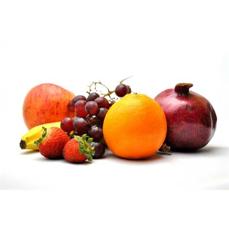 Fruta,fresa, plátano, naranja, granada, uvas y manzana