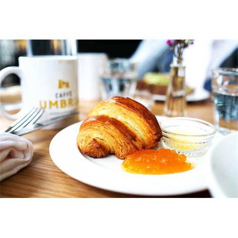 Alimento, desayuno croissant