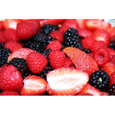 Fruta, moras y fresas